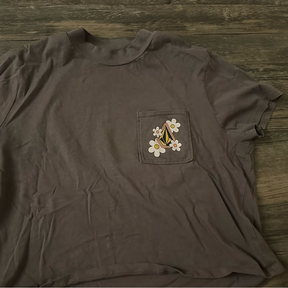 Volcom Short Sleeve Pocket Tee with Floral Logo - Gray